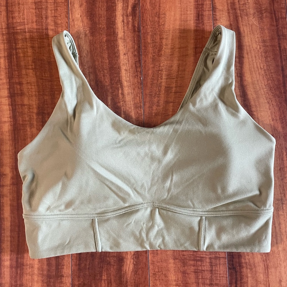 Sports bra